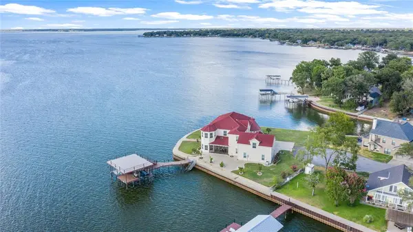 241 Loon Bay Drive, Gun Barrel City, TX 75156