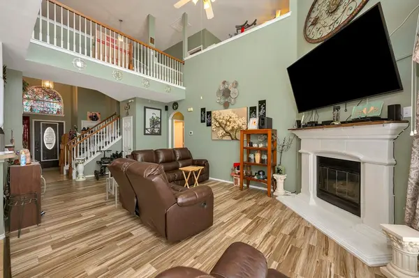 6369 Redeagle Creek Drive, Fort Worth, TX 76179
