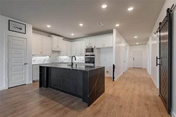 970 Hurstwood Drive, Van Alstyne, TX 75495