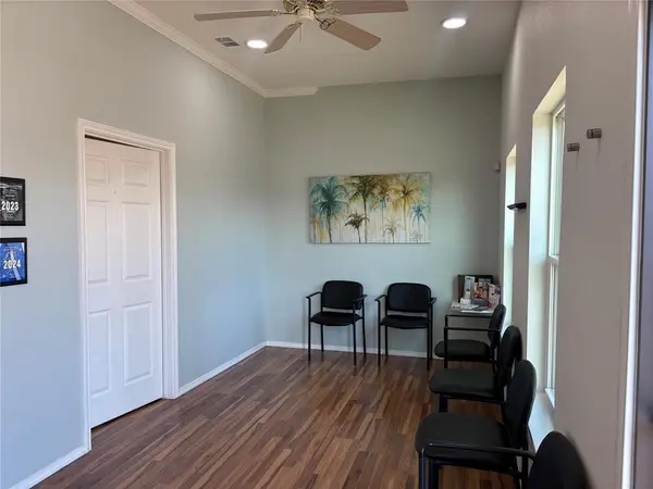 111 W 5th Street, Justin, TX 76247