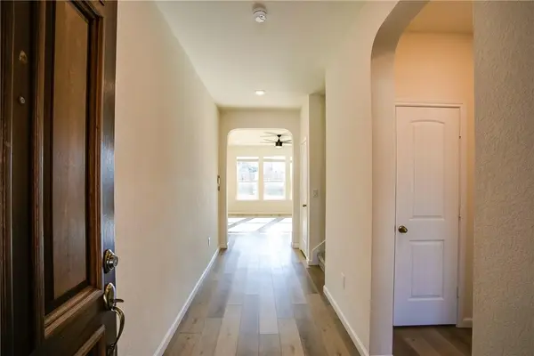 545 Ayinger LN, Austin, TX 78728
