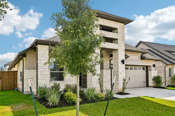 134 Comfort DR, Buda, TX 78610