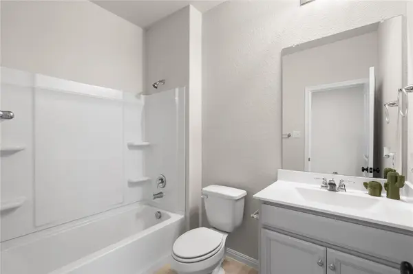 807 Gray Fox LOOP, Hutto, TX 78634