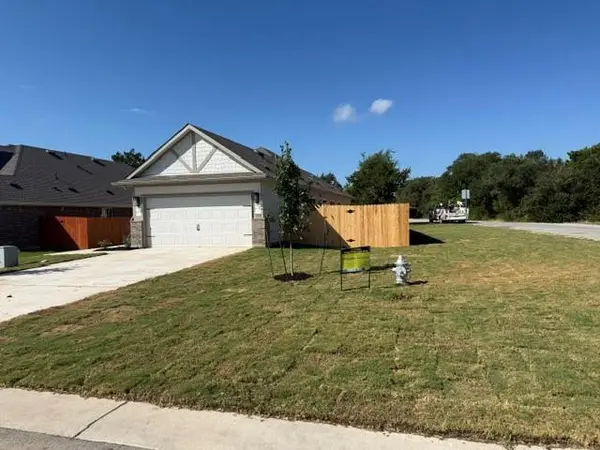 500 Gene Ray Ave, Bertram, TX 78605