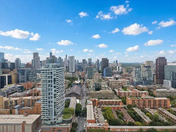 15 Lower Jarvis ST #3310, Toronto C08, ON M5E 0C4
