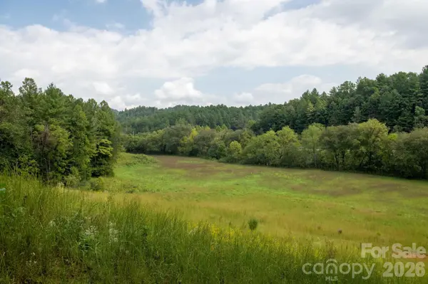 3305 Zacks Fork RD, Lenoir, NC 28645