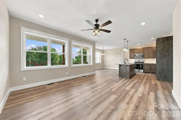 2931 Frank Whisnant RD, Morganton, NC 28655