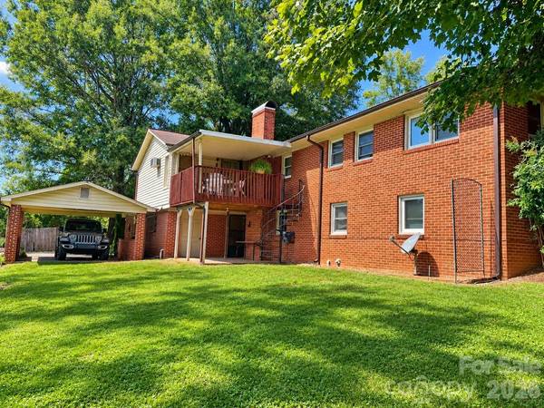 1270 Amherst RD, Morganton, NC 28655