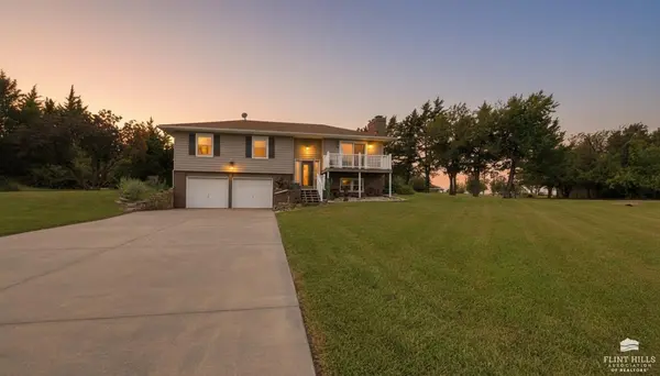 7214 Canyon RD, Junction City, KS 66441