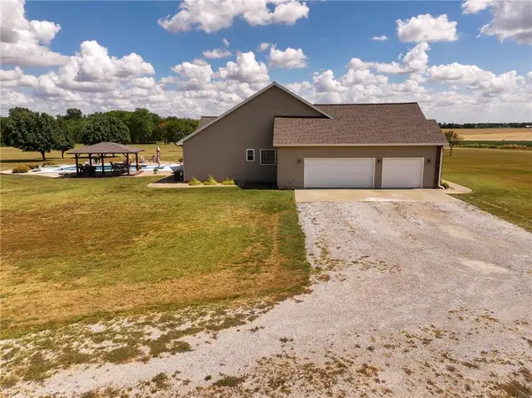672 SW 15th LN, Liberal, MO 64762