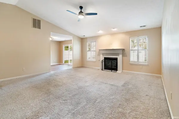 6082 Flintlock DR, West Lafayette, IN 47906