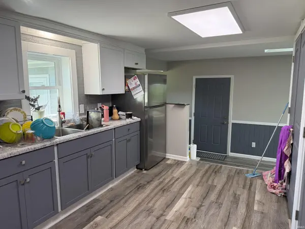 56450 Ellen AVE, Mishawaka, IN 46545