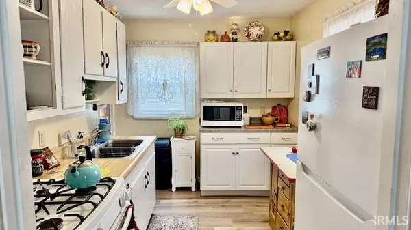 925 S Perry ST, Attica, IN 47918-1637
