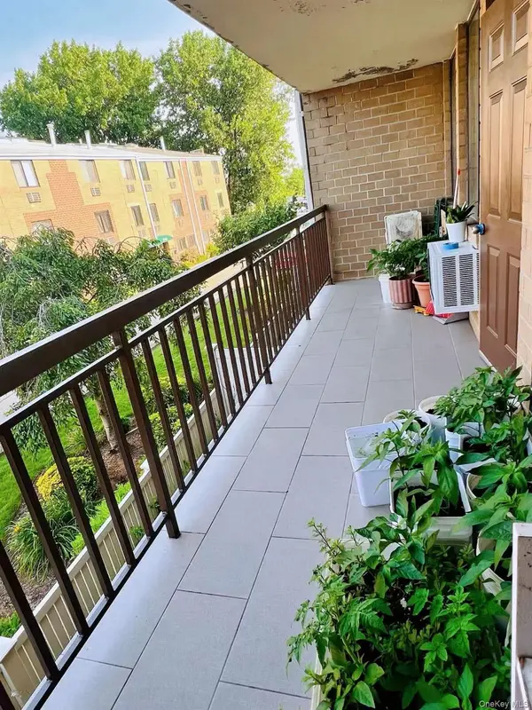 2524 120th ST #2, Flushing, NY 11354