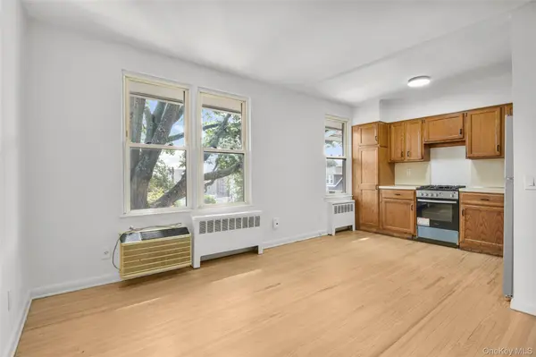 25 Trinity PL #3K, New Rochelle, NY 10805