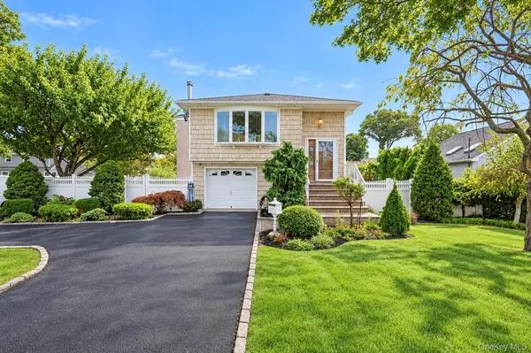 355 W Islip BLVD, West Islip, NY 11795