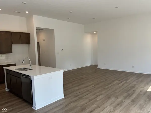 1448 Bell DR, Arcadia, IN 46030