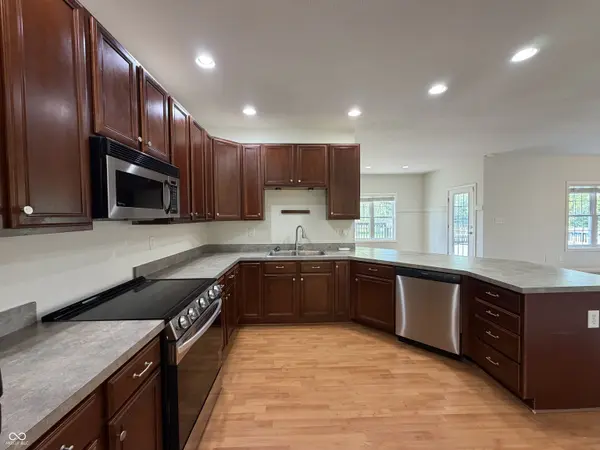 6234 Simien RD, Indianapolis, IN 46237
