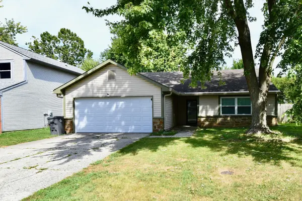 6794 Dunsany LN, Indianapolis, IN 46254