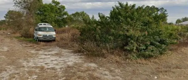 6010 ELAINE AVE N, Lehigh Acres, FL 33971