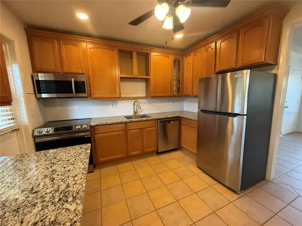 640 ROBINHOOD DR #C, Maitland, FL 32751