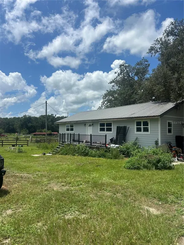 10661 W HIGHWAY 40, Ocala, FL 34482