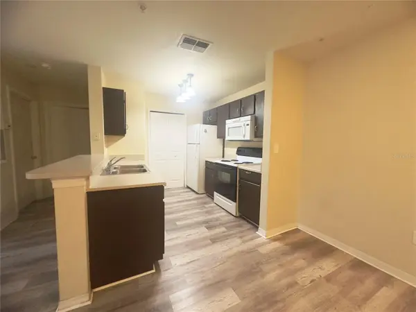 5451 VINELAND RD #2201, Orlando, FL 32811