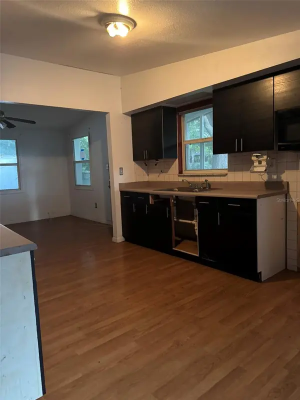3033 KAREN AVE, Largo, FL 33774