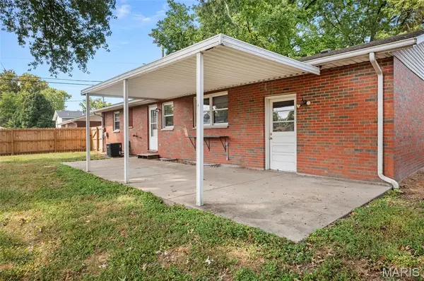 3128 Princeton DR, Granite City, IL 62040