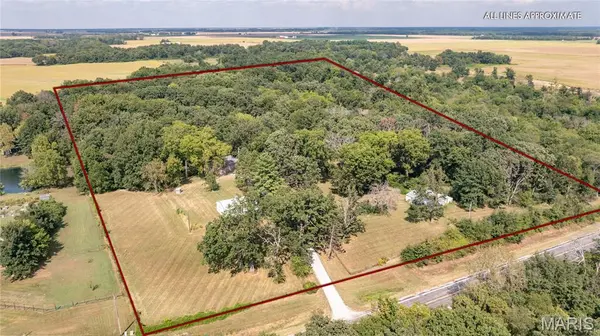 13390 Staunton Bunker Hill RD, Bunker Hill, IL 62014