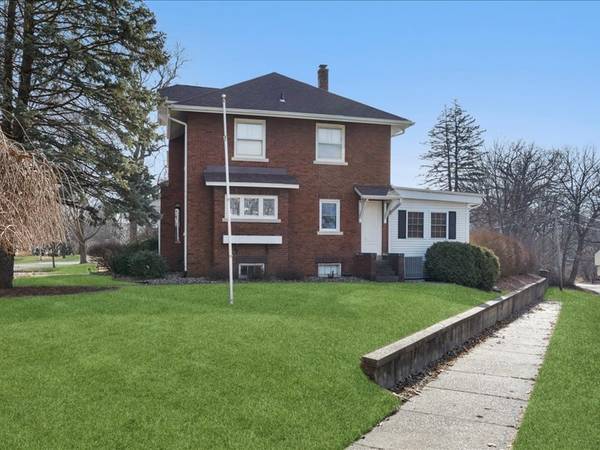 2311 12th ST, Moline, IL 61265