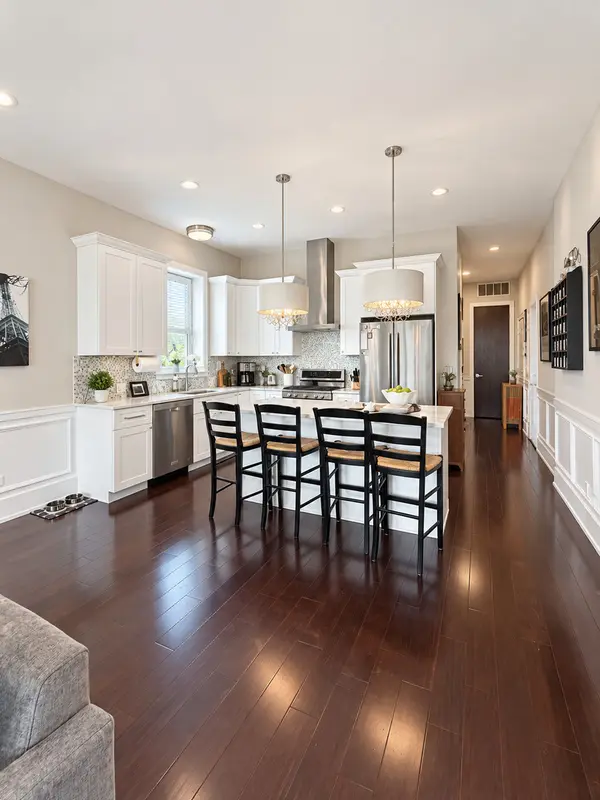 2518 W Division AVE #3W, Chicago, IL 60622