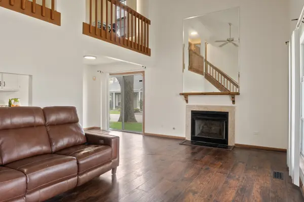 19401 Hickory PL, Country Club Hills, IL 60478