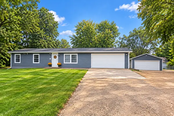 1585 Joliet WAY, Dixon, IL 61021