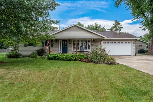 5810 VESPER DR, South Beloit, IL 61080