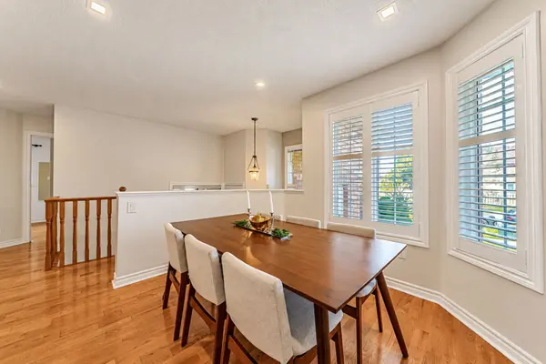 167 Humberland DR, Richmond Hill, ON L4E 3S9