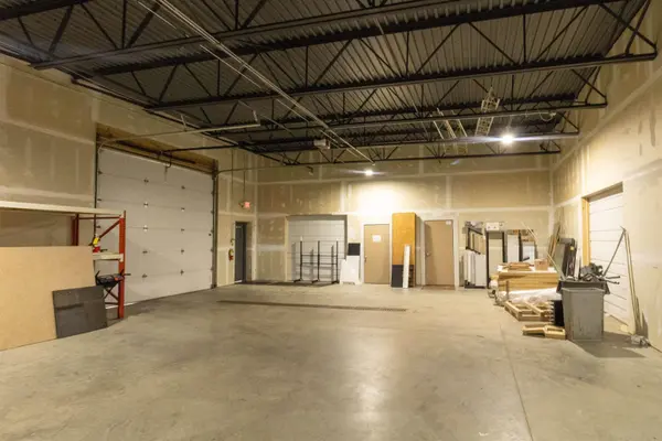 6027 University AVE, Cedar Falls, IA 50613