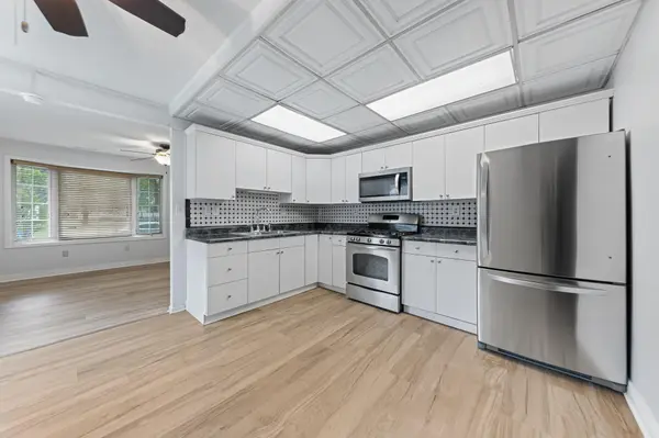 240 Idlewild PL, Lowell, IN 46356
