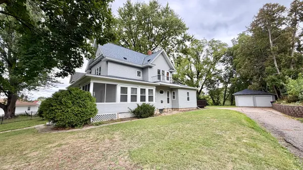 817 Central AVE, Red Wing, MN 55066