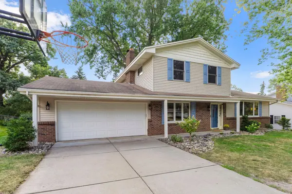 7181 Steepleview RD, Woodbury, MN 55125