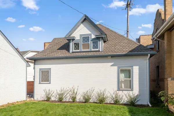 911 Lincoln AVE #CH, Saint Paul, MN 55105