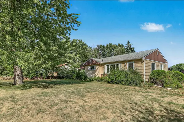 3004 Bellaire AVE, Maplewood, MN 55109