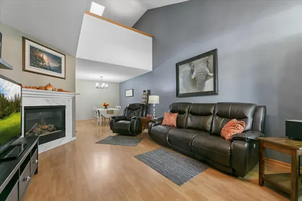 1302 123rd DR NE, Blaine, MN 55434