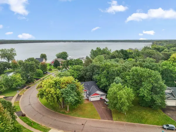 21215 Old Lake George BLVD NW, Oak Grove, MN 55303