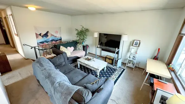 808 9th AVE SE, Minneapolis, MN 55414