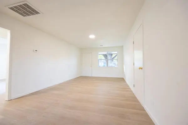 2124 N Tulsa AVE, Oklahoma City, OK 73107
