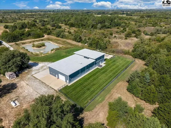 3400 N Buhler Rd, Buhler, KS 67522