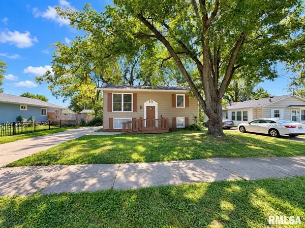 3800 W VINTON AVE, Peoria, IL 61615