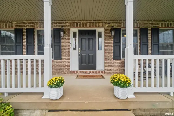 4009 W FALL LEAF CT, Dunlap, IL 61525