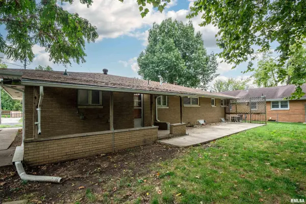 1503 N 13TH ST, Pekin, IL 61554